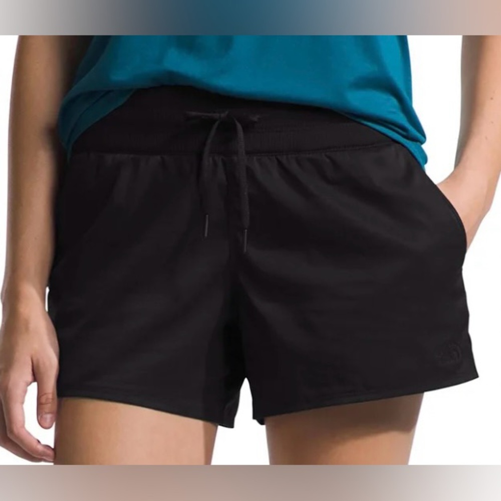 The North Face - NEW - Women's Black Athletic Shorts